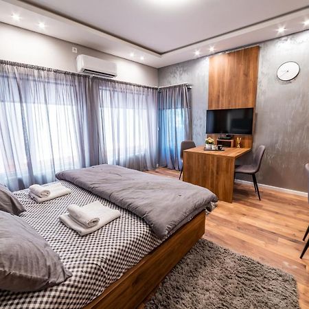 נובי סאד Ivi Place Apartments מראה חיצוני תמונה