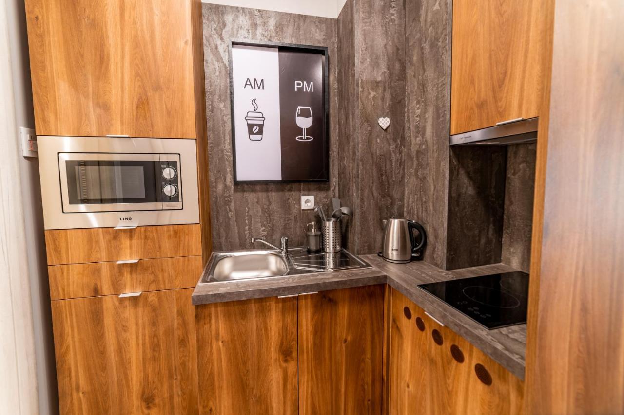 נובי סאד Ivi Place Apartments מראה חיצוני תמונה