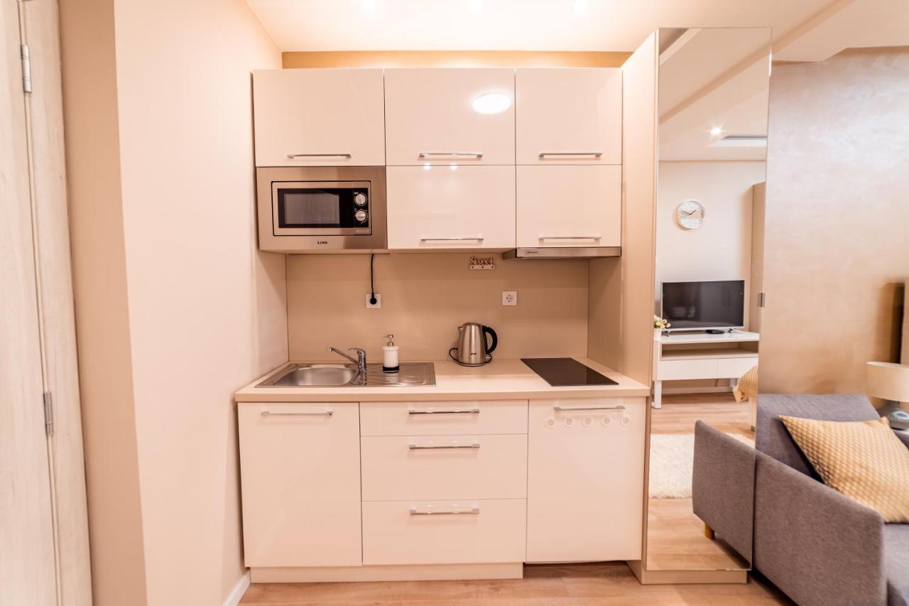 נובי סאד Ivi Place Apartments מראה חיצוני תמונה