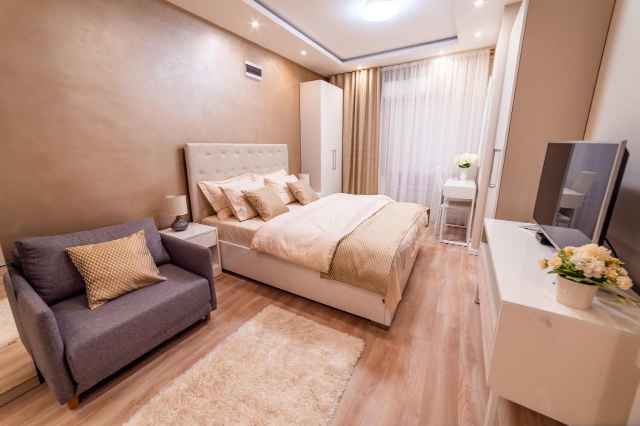 נובי סאד Ivi Place Apartments מראה חיצוני תמונה